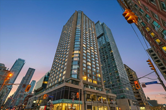 FORMER FOUR SEASONS BUILDING - Luxury 2BR 2BTH Furnished Suite in Yorkville | U of T Adjacent