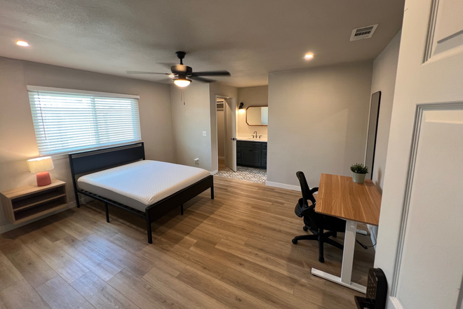 Master Bedroom (13' x 15') - Furnished Private Room 8min Walk to UTD [Includes Cleaners, Utilities, Internet]