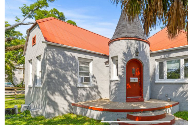 Exterior front - 7 Wesley Drive