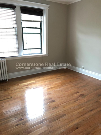 . - *HOT LISTING* Apartments