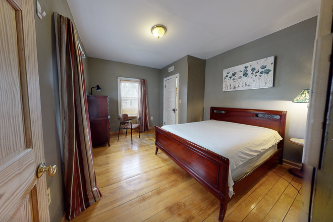 Bedroom - FURNISHED HOUSE 5 Beds 2 Baths w/ Parking Available 9/1/26!