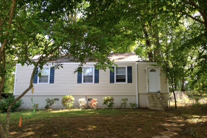 Photo - 2211 Lavera Dr- 2 bed 1 bath House