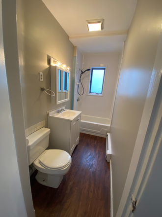 bathroom - 1 Bedroom, 1 Bathroom Duplex.  Large Unit.