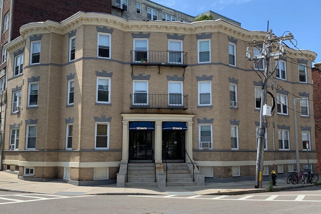 Outside street view, message for interior pictures! - 1 bedroom on commonwealth ave Apartments