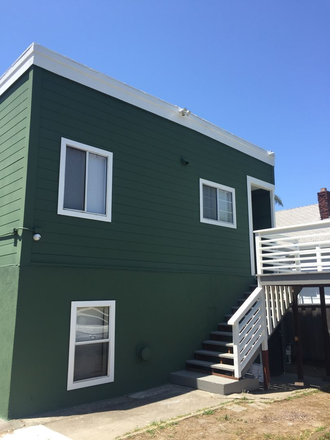  - Blades Market - 2BR/1.0BA