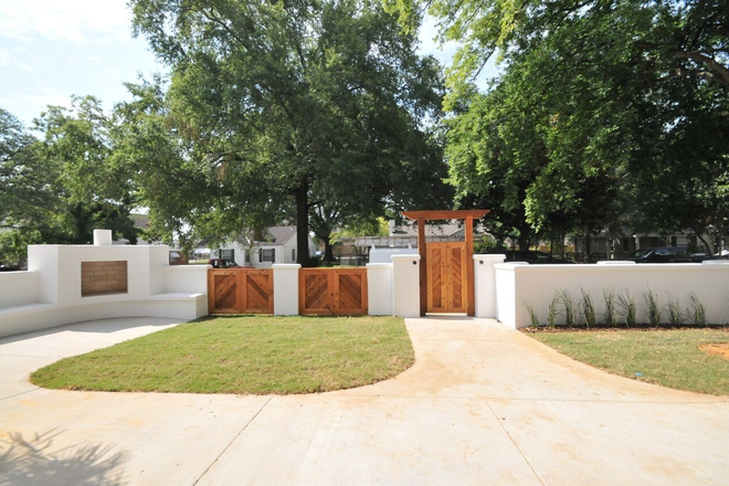 Photo - Rosemary Apartments