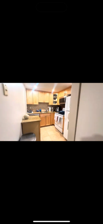 Kitchen! - Apartment on Gains close to Northeastern
