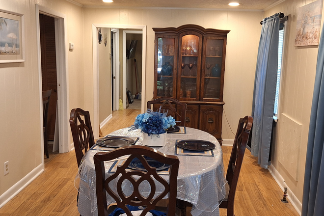 Dinning room - G & L Lodge House