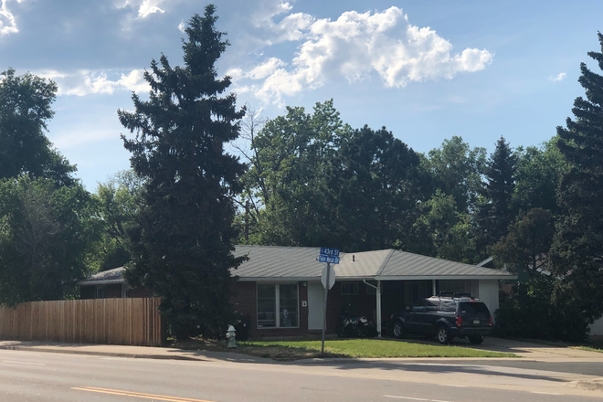 Front of home - Pre-Leasing 2800 sq ft  5br/3ba Home for Fall 2025