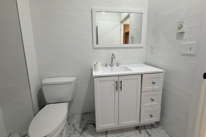 1 - SEPT 2026-Amazing Park Dr 3 bed, Heat inc. NO BROKER FEE! Apartments