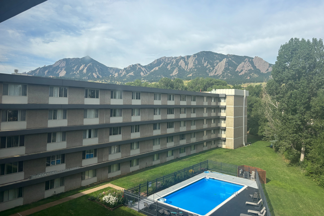View out window - Creekside Apartments