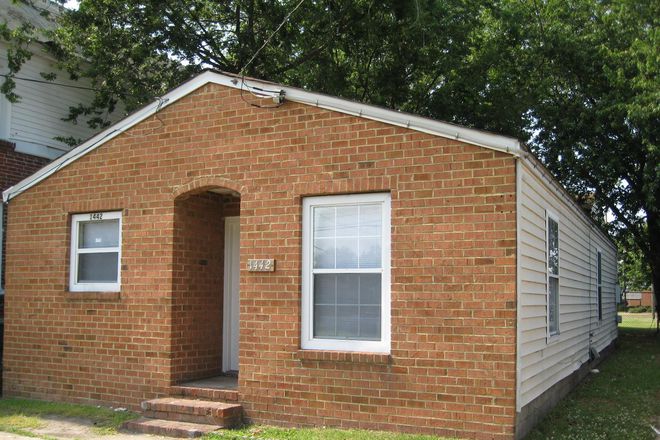 Front Exterior - (ODUrent) 1442 W. 42nd St.