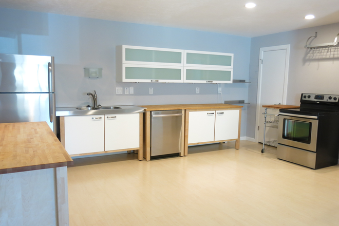 Kitchen - Top Floor Condo in South-East Boulder