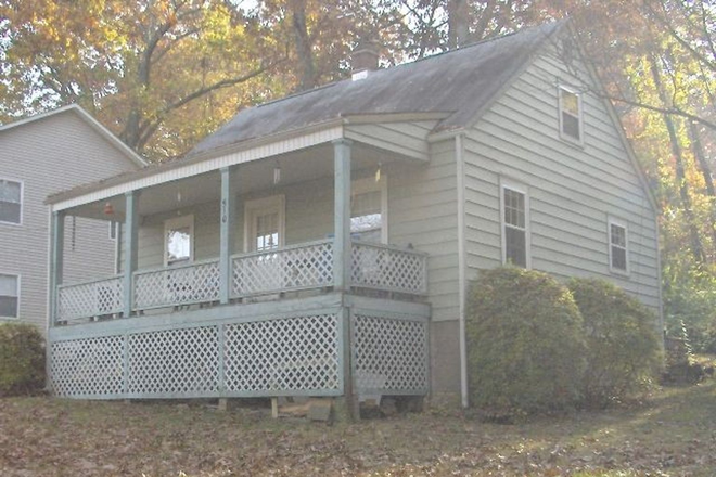  - 3 Bedroom 1 Bath House