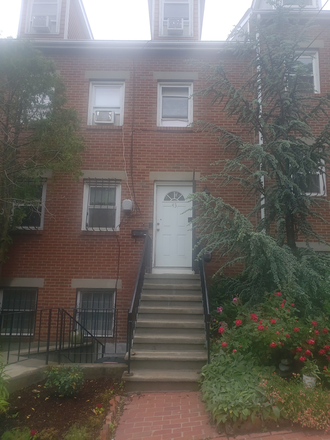 Outside street view - Furnished Bedroom in BEAUTIFUL Fort Hill!