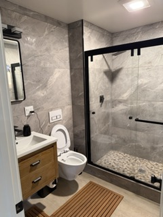 Bathroom - Bright Sunny Rooms 1 Block from Campus Apartments