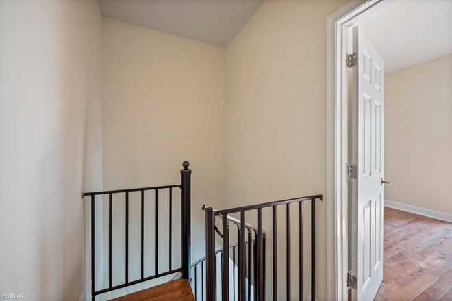 a0j1i0000000tauqa2-013.jpg - 1916 N 18th Street Unit A Apartments