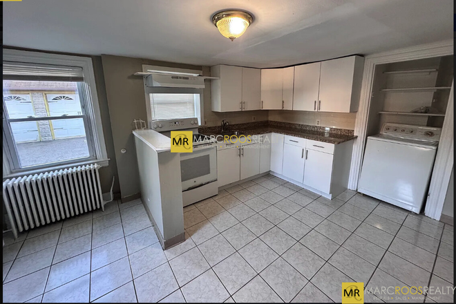 Call NOW for showings! 617-236-8600 - JEFFERSON STREET - LOVELY NEWTON 2 BED W/ LAUNDRY IN THE BUILDING! *AVAIL NOW!* Apartments