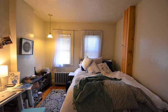 bedroom - Spacious Amazing 3 BR on The Fenway- Avail 9/1/26 Apartments