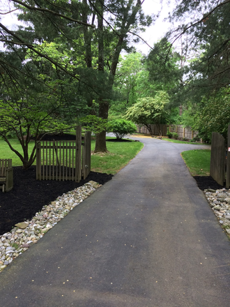 Driveway - 5BR/3BA house for PU faculty/staff only-Rosedale Rd-Princeton