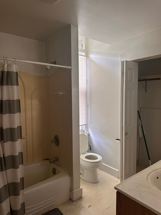 Bathroom - Available Immediately for 2025-2026. 1 Bed First Floor Unit w/ in building washer/dryer. Apartments