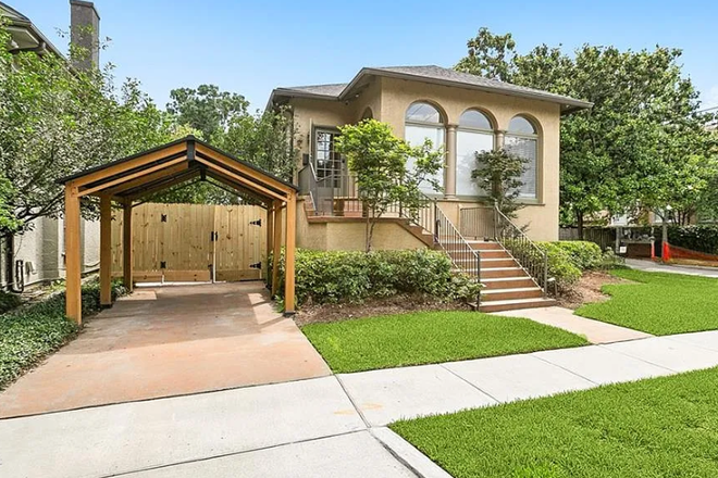 House Exterior - 2 Bedroom Nicely Furnished Apartment with Utilities Included