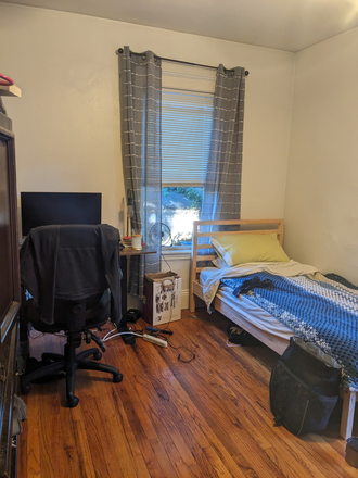 Bedroom - 2BR in 3BR shared apt available 9/1