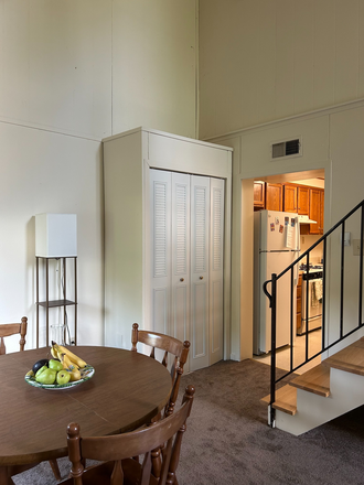 Dining Area - Puffton Apartment