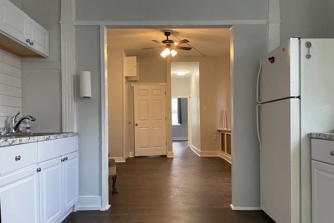 View from Kitchen - Beautiful newly renovated 1 bedroom with backyard near Italian Market