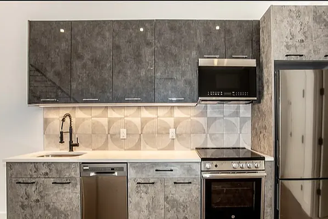 Kitchen - 1266 Pacific St. Apartments