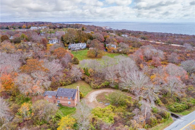 Aerial View - Private 5 Bedroom Cabin Near Scarborough Beach Apartments