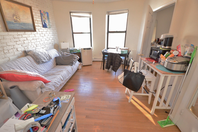 Living room - Large 1 Bed Available 9/1/26! *CONTACT NOAH 603-470-8181 Apartments