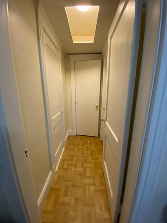 Bathroom Passage - Apartment very close to the campus