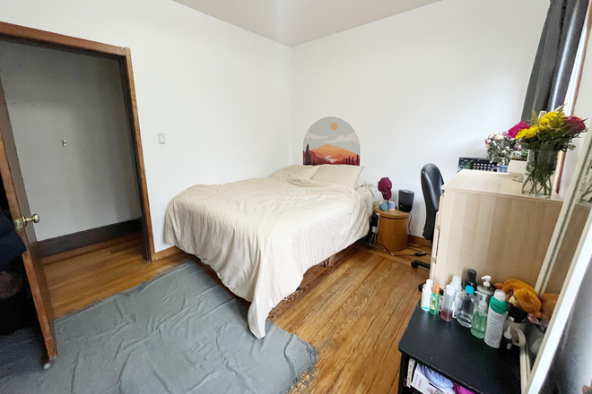 Corner Right - $1125 Furnished Bedroom Available January 1st 2026 Porter Sq. Somerville/Cambridge Apartments