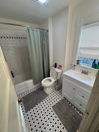Bathroom - 4 Bedroom House close to Downtown and Campus