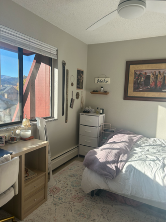 Bedroom - 1200 College Ave Apartments