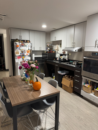 Kitchen - Lightview Apartments