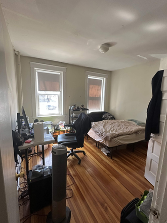 Bedroom for rent - 1381 Commonwealth Ave Unit 4 Private Room Sublet in 2 Bedroom Apartment