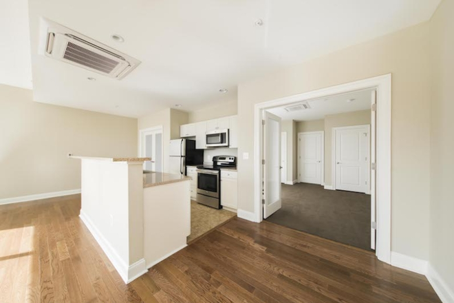 shared area - 2br/2ba in Mount Vernon near shuttle stop Apartments