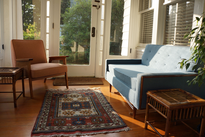 Sun porch entrance - Princeton / West Windsor oasis - single family home close to PU and Princeton Junction