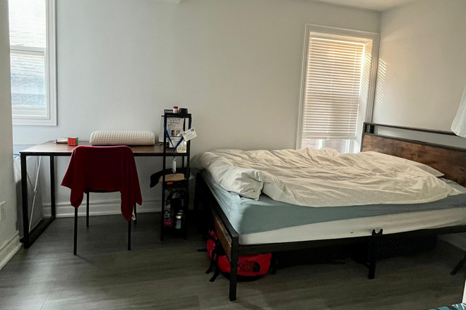 Image 2 - Furnished Bedroom with Attached Bathroom and Shared Kitched Townhome