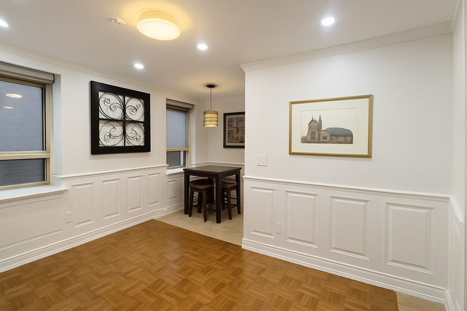 Living Room - 710 Spadina Ave #201: Spacious Furnished 2-Bedroom in the Heart of the Annex Apartments