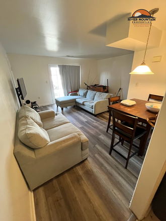  - Updated Apartment Near Downtown – Prime Location!