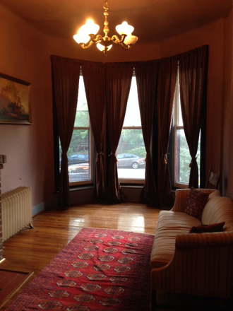 living room - Spacious Two Bedroom Apartment -