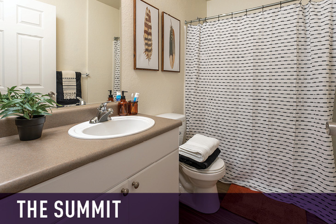 Bathroom - The Summit and Jacob Heights Apartments