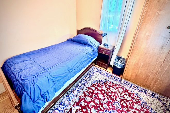 Furnished rooms - PRIVATE SINGLE OCCUPANCY ROOM FURNISHED ALL UTIL. INCLUDED-Near UCB on Ashby/MLK House Next BART