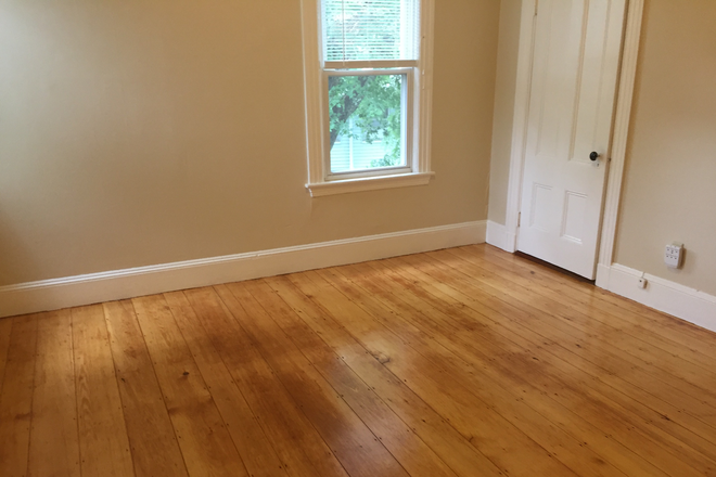 bedroom - 3 Bed Tufts area Apartments