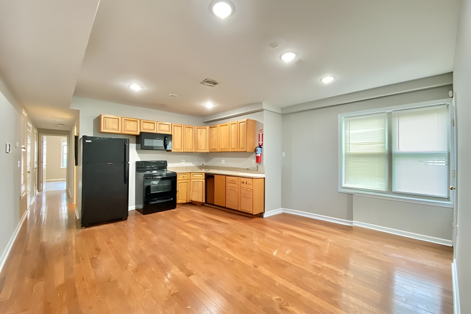 Living room, Kitchen - 2014 N 17th St. Townhome Unit C