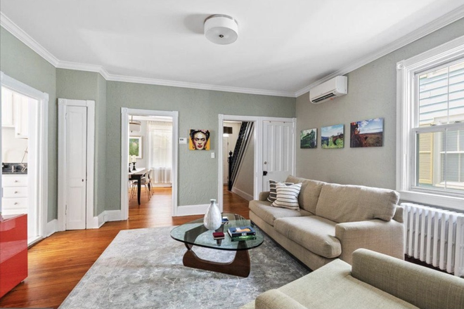 Living Room - Furnished bedroom for PU affiliate-Chestnut St-Princeton House
