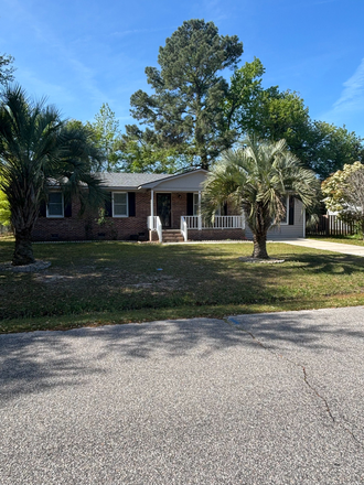 Street View - 608 Jefferson Way (Short walk to campus)